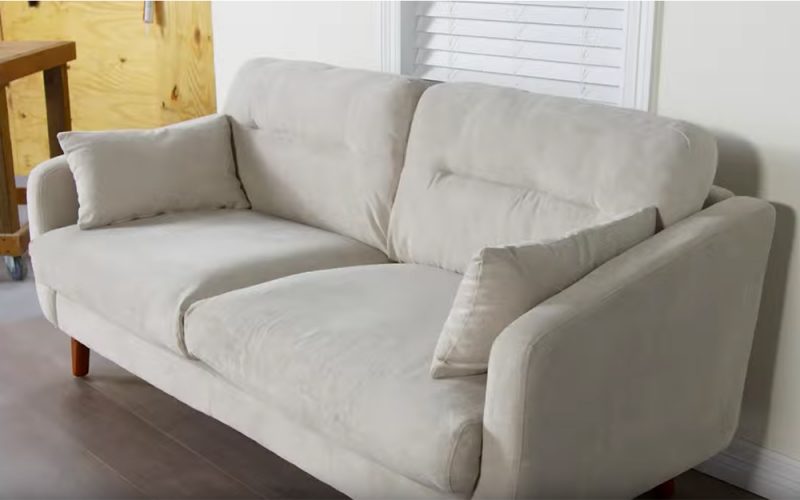 Giặt ghế sofa giá rẻ bất ngờ | Khuyến mãi giá giặt ghế cực hot tại vệ sinh Hảo Tâm